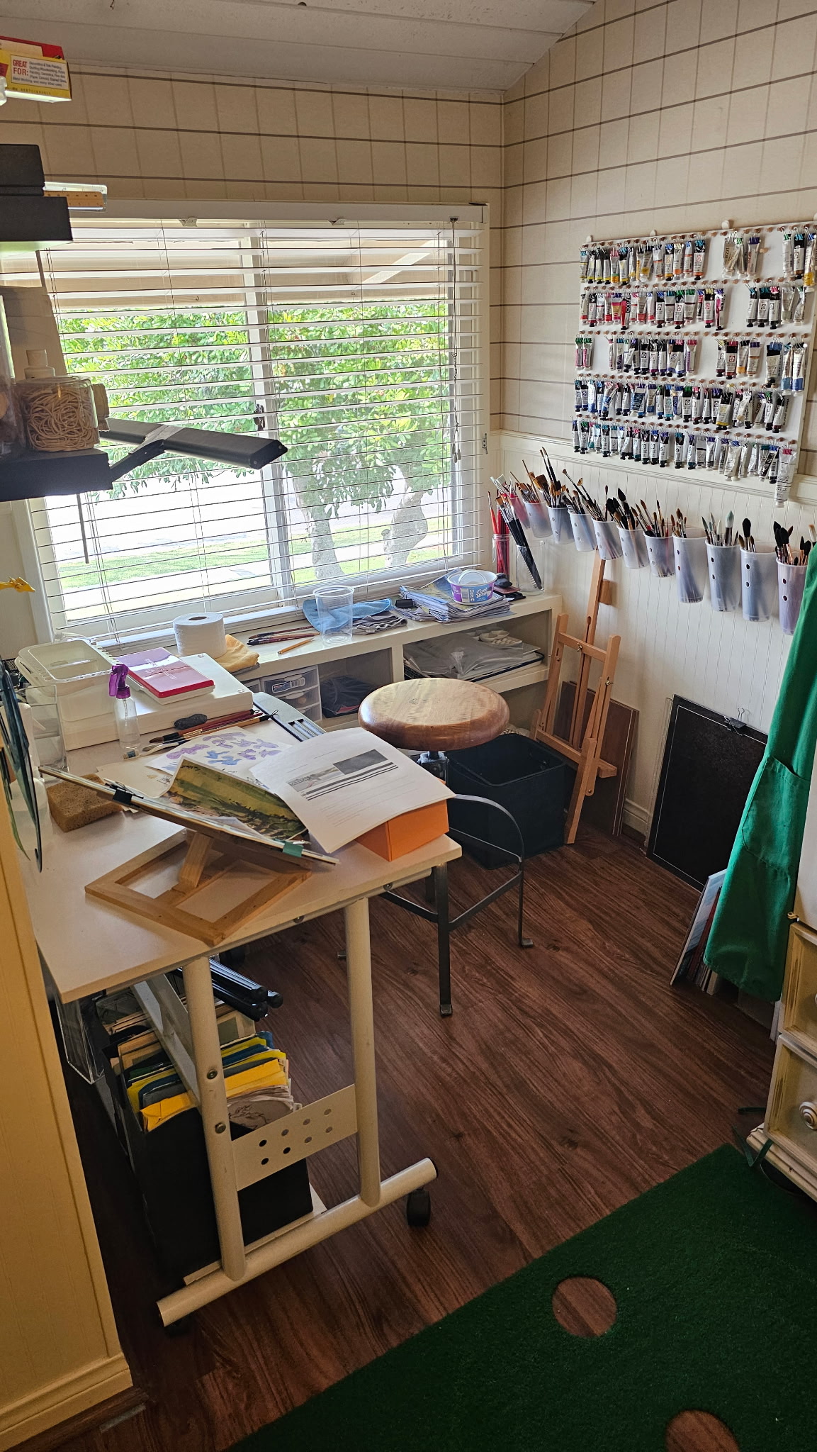 Jeff Hamilton in his studio